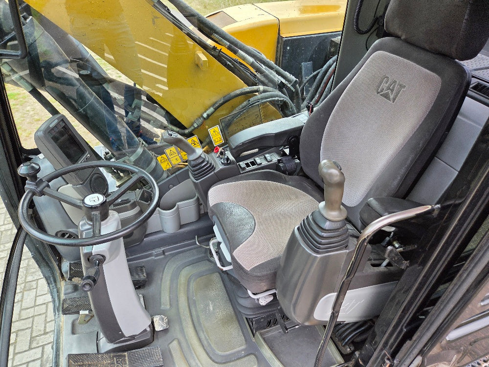 Caterpillar M313D