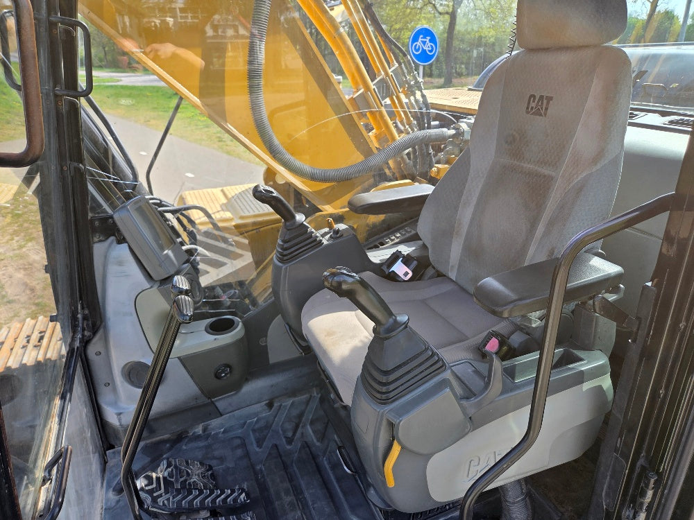 Caterpillar 329DL