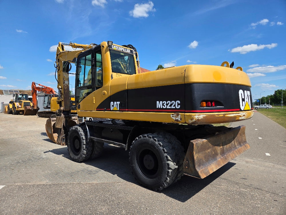 Caterpillar M322C