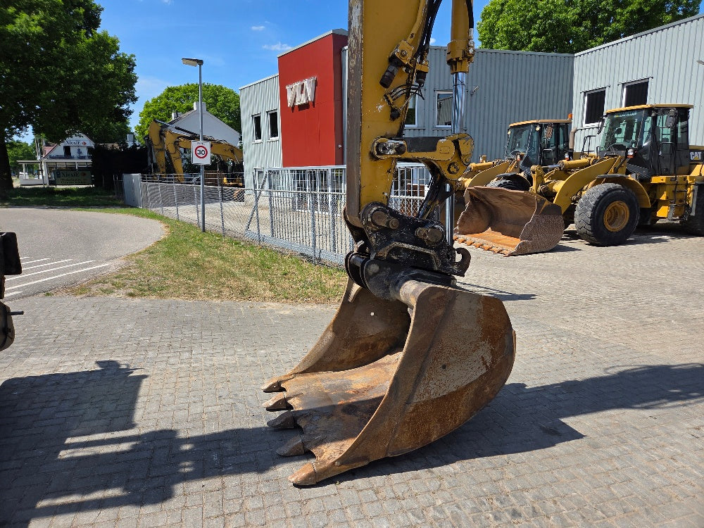Caterpillar M322C