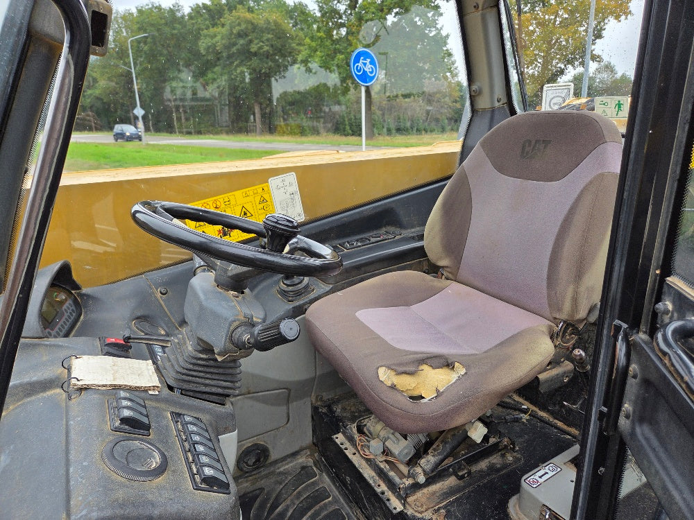 Caterpillar TH337