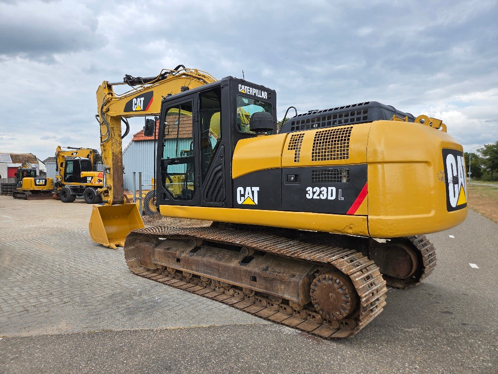Caterpillar 323DL