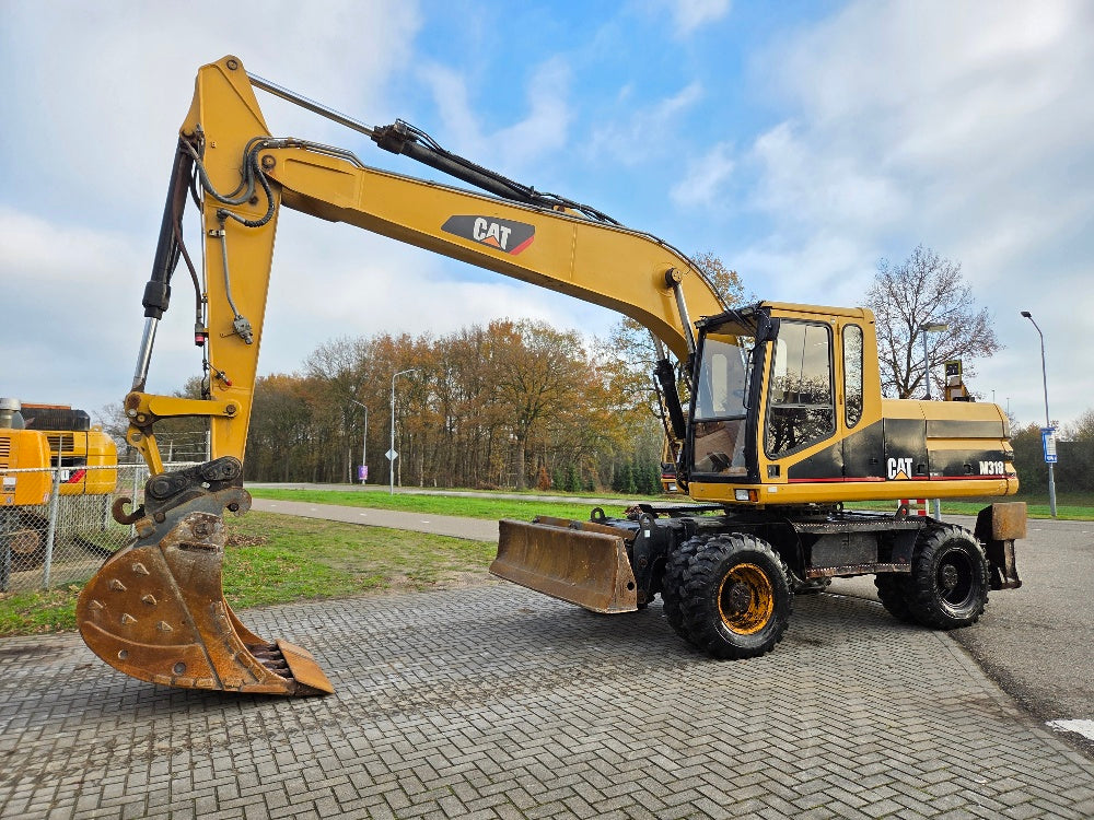 Caterpillar M318
