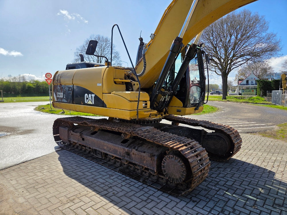 Caterpillar 323DL