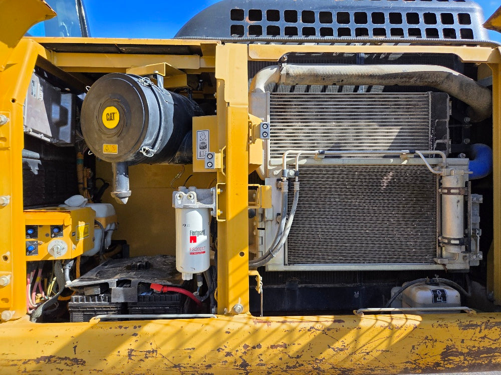 Caterpillar 323DL