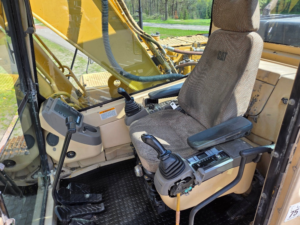 Caterpillar 322BL