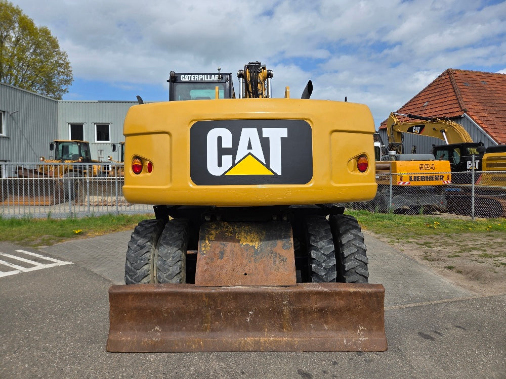 Caterpillar M318D