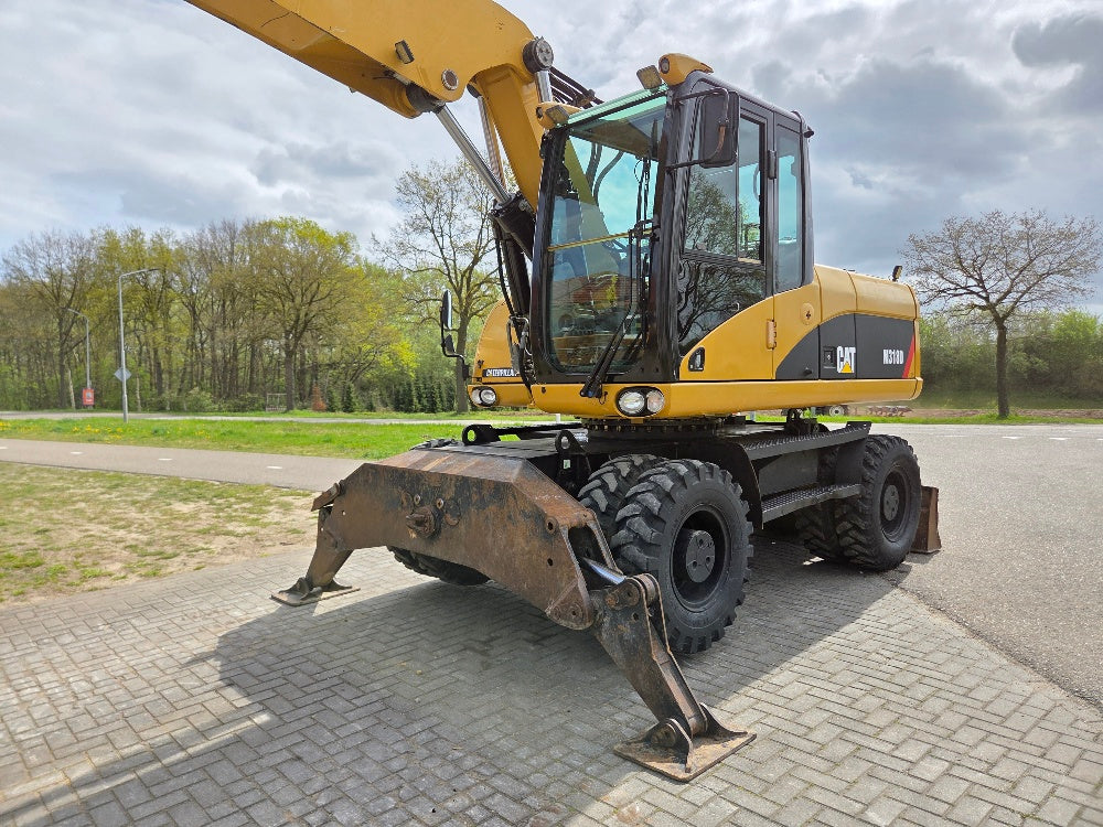 Caterpillar M318D