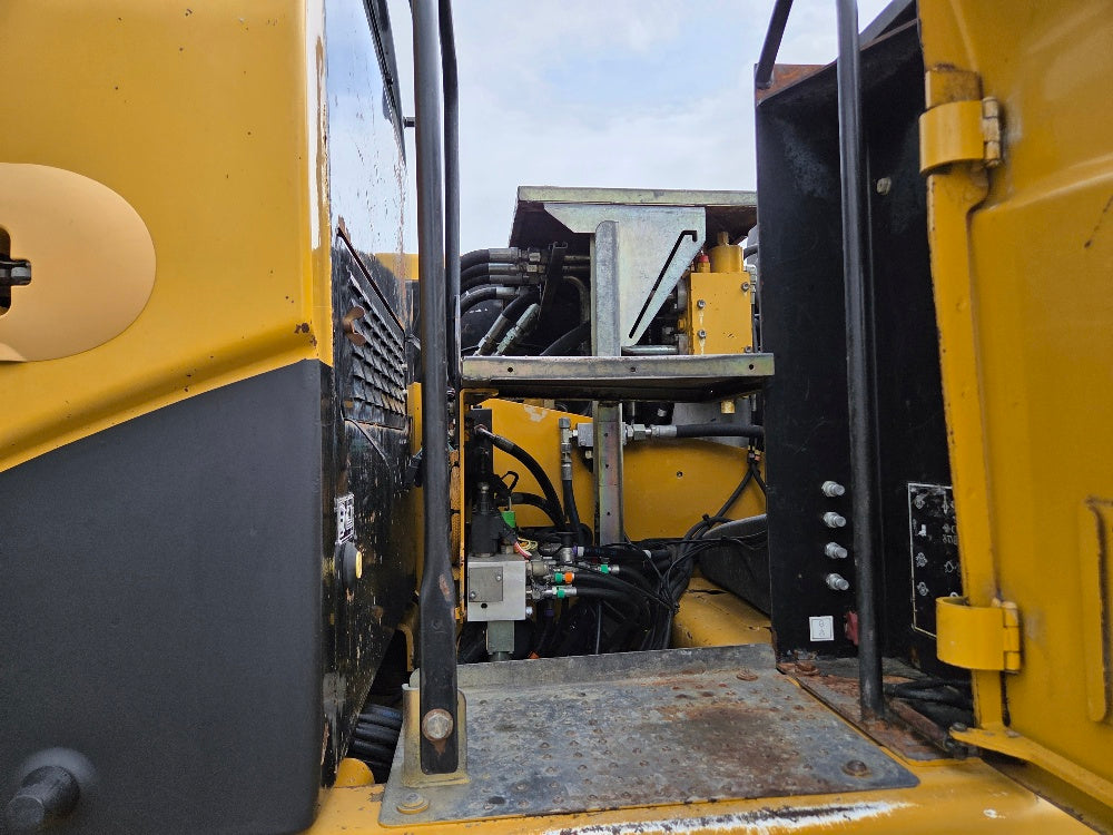 Caterpillar M318D