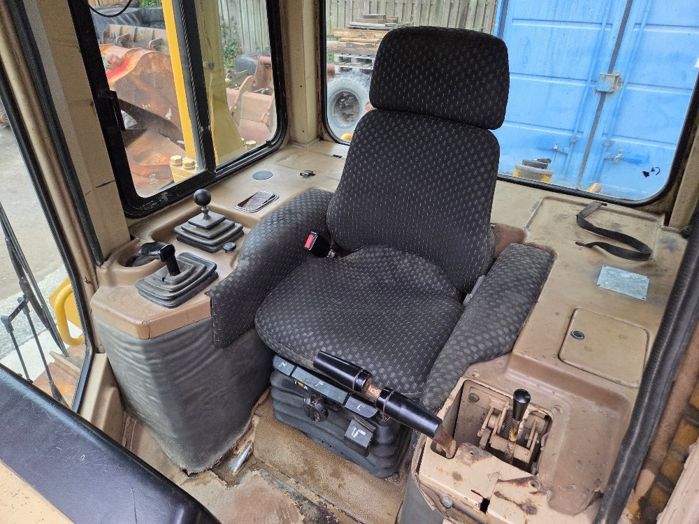 Caterpillar D6M XL