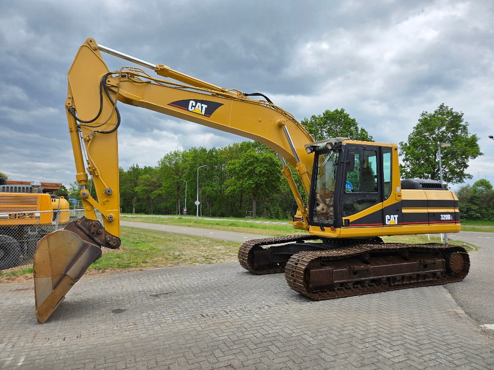 Caterpillar 320BL