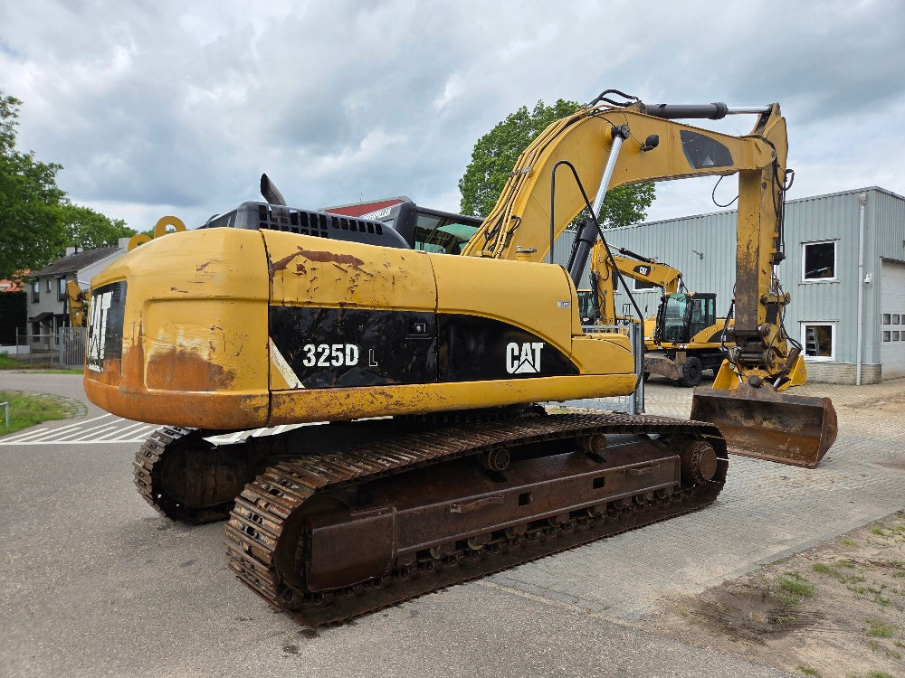 Caterpillar 325DL