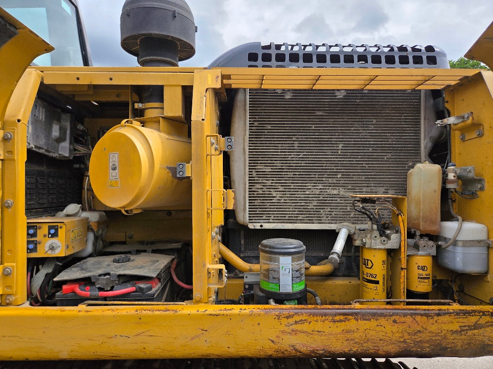 Caterpillar 325DL