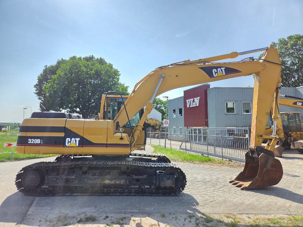Caterpillar 320BL