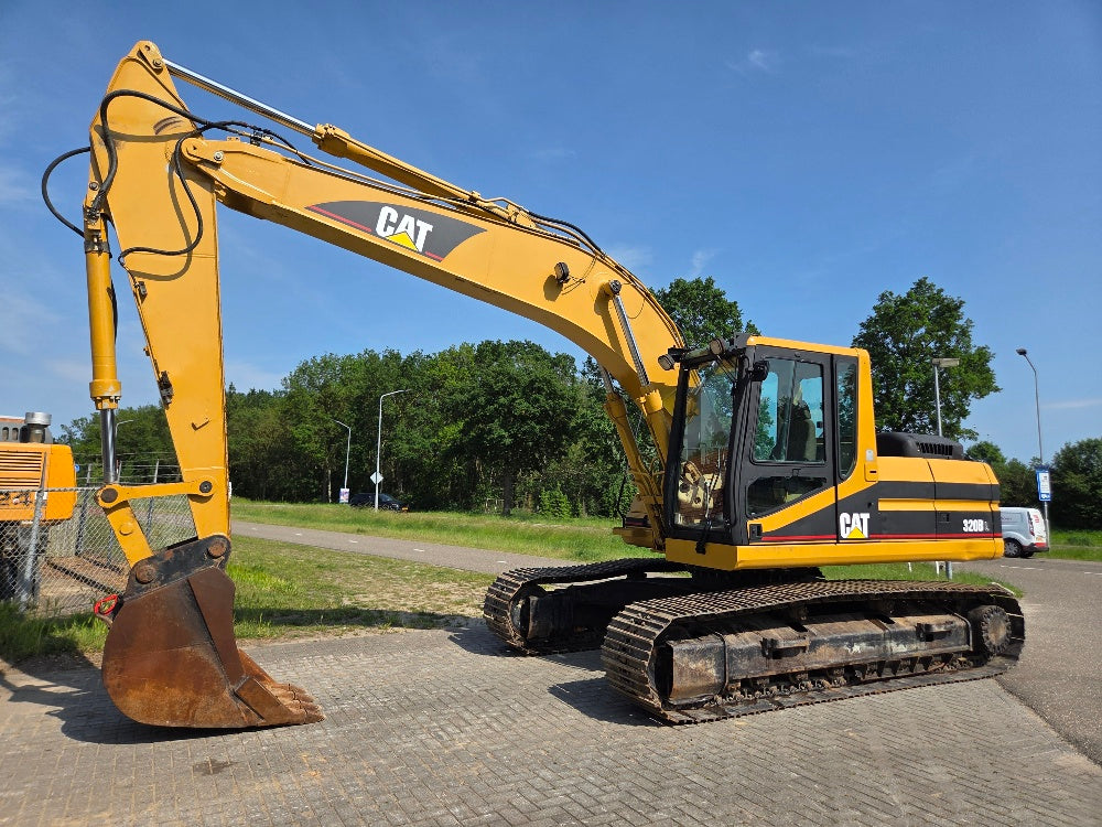 Caterpillar 320BL