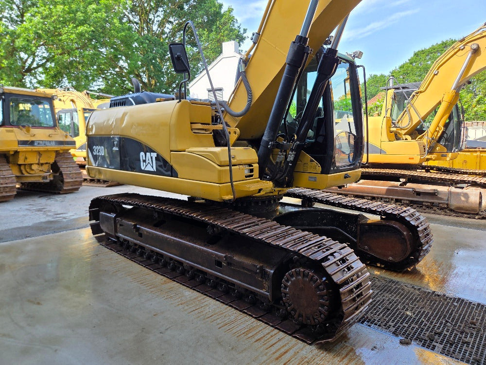 Caterpillar 323DL