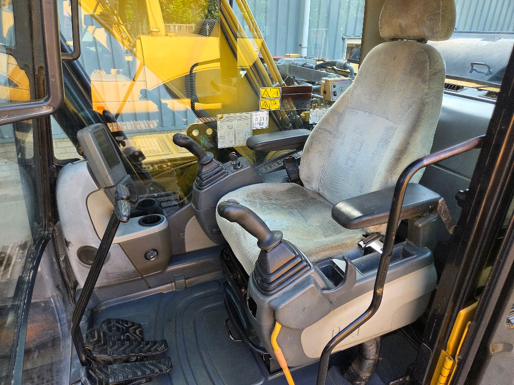 Caterpillar 323DL