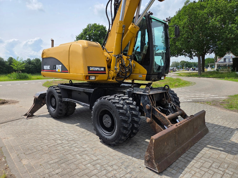 Caterpillar M318C