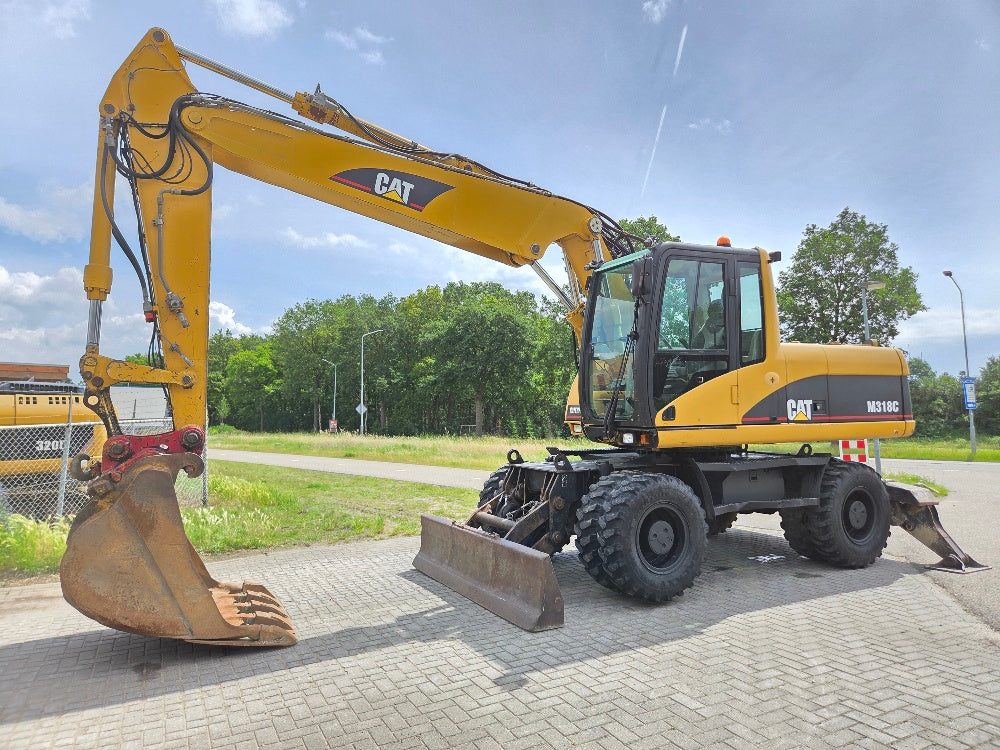 Caterpillar M318C