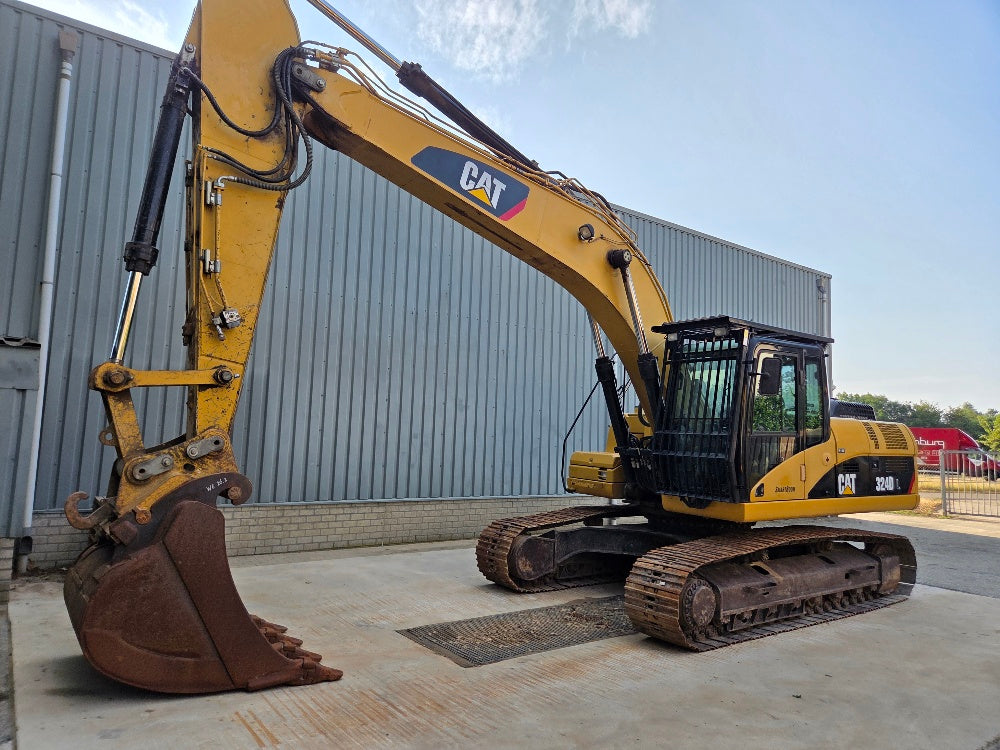 Caterpillar 324DL
