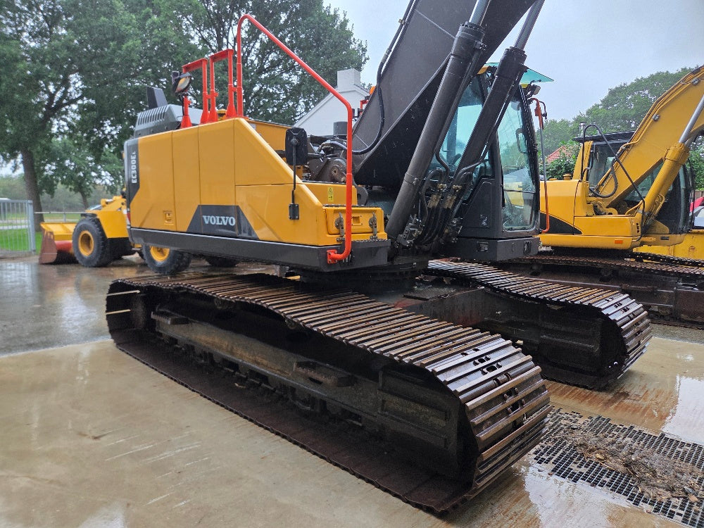 Volvo EC300EL