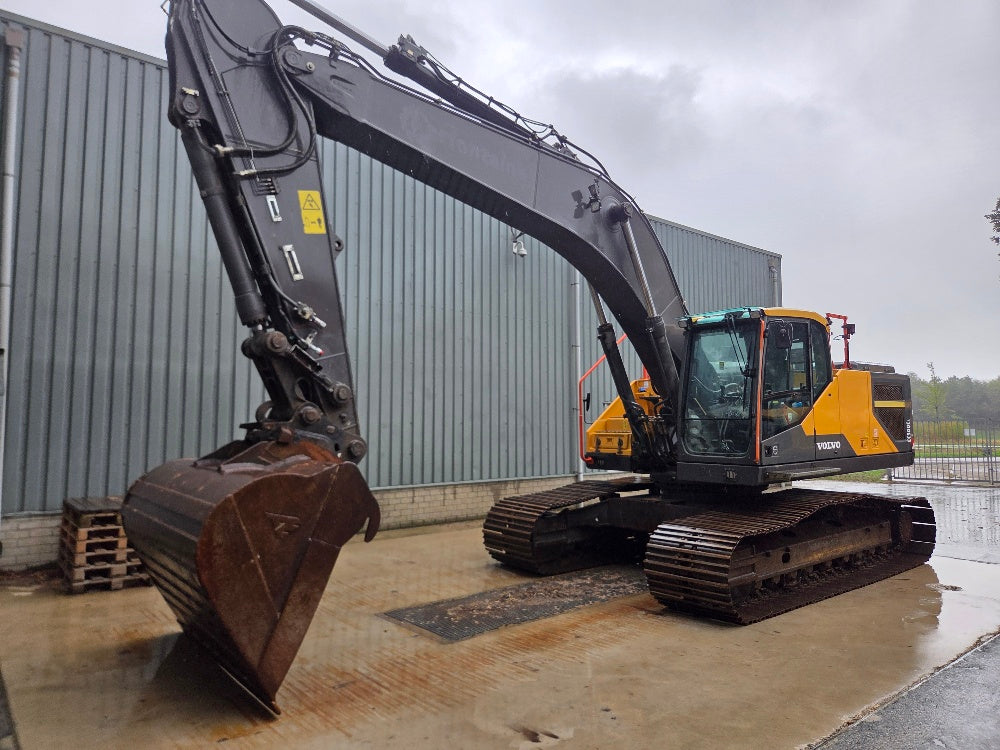 Volvo EC300EL