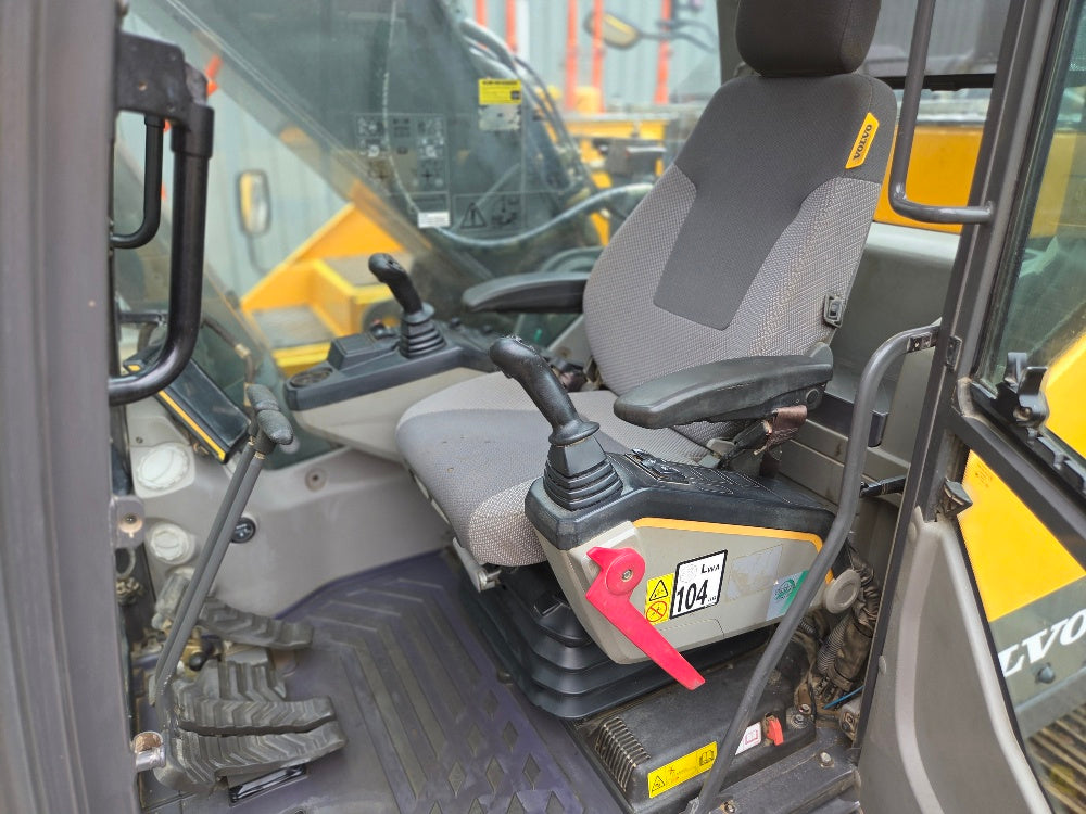 Volvo EC300EL