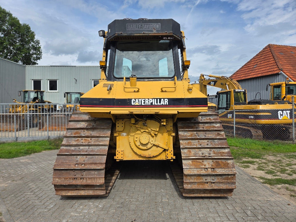 Caterpillar D6M LGP