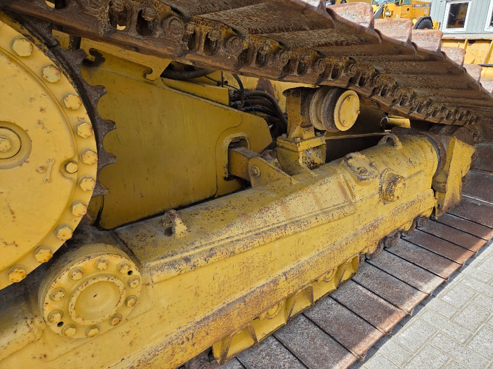 Caterpillar D6M LGP