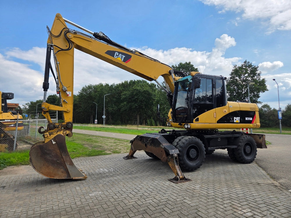 Caterpillar M316D
