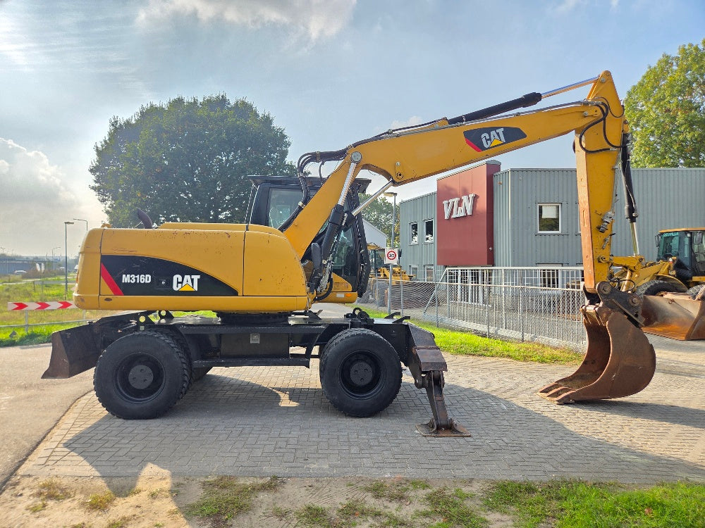 Caterpillar M316D