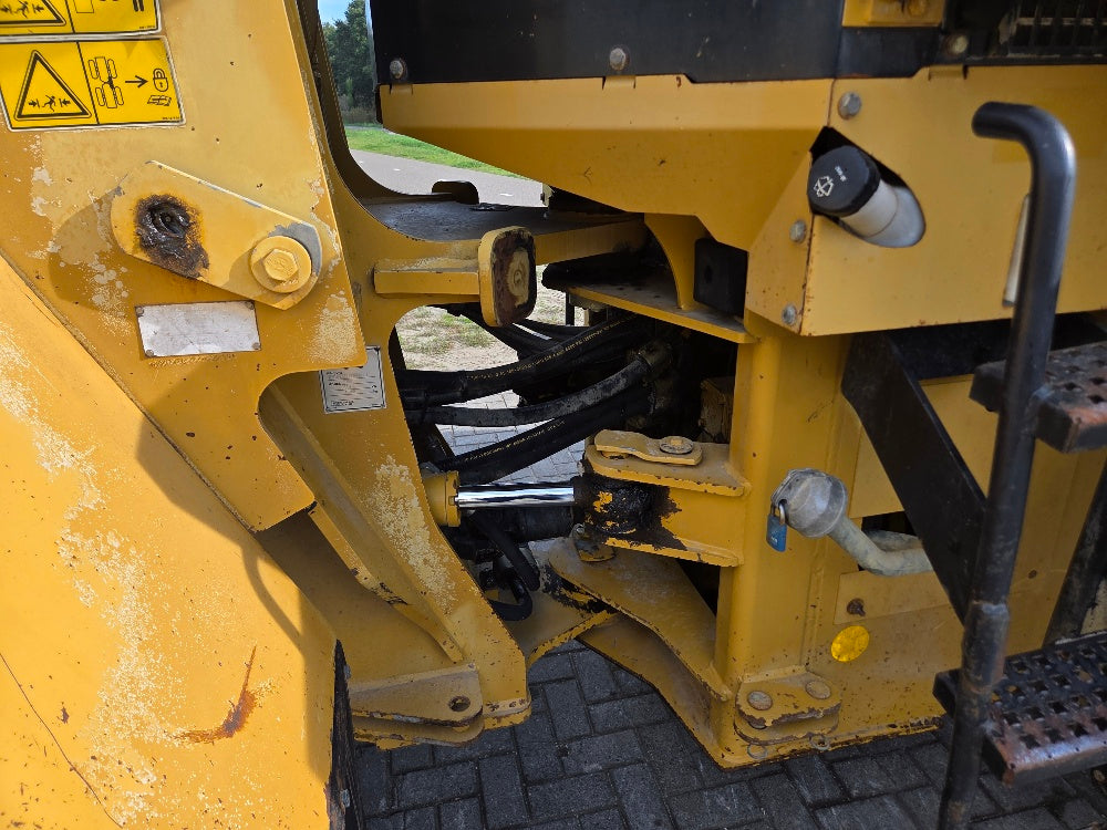 Caterpillar 938G