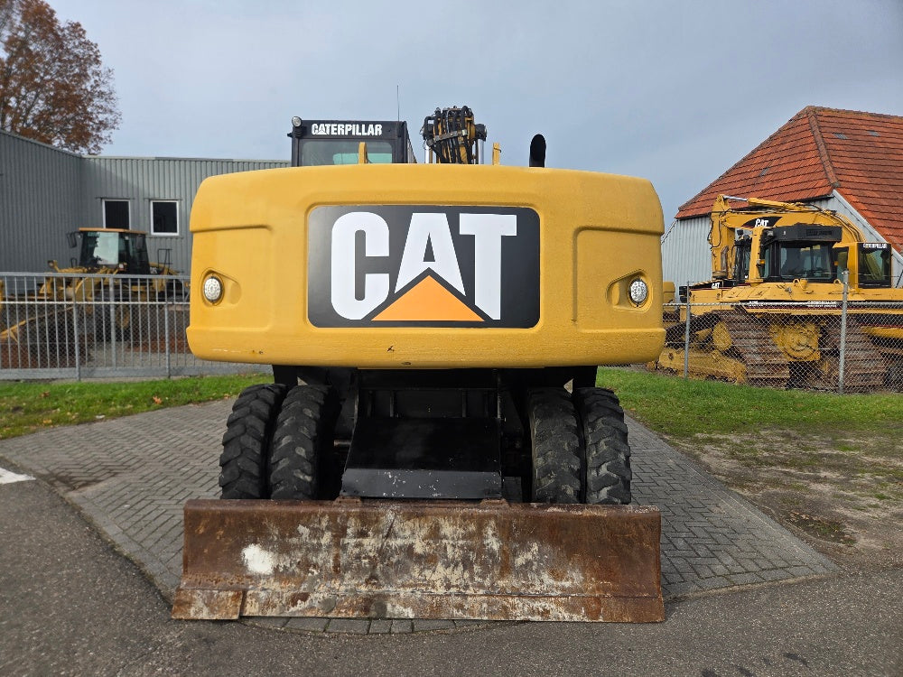 Caterpillar M318D