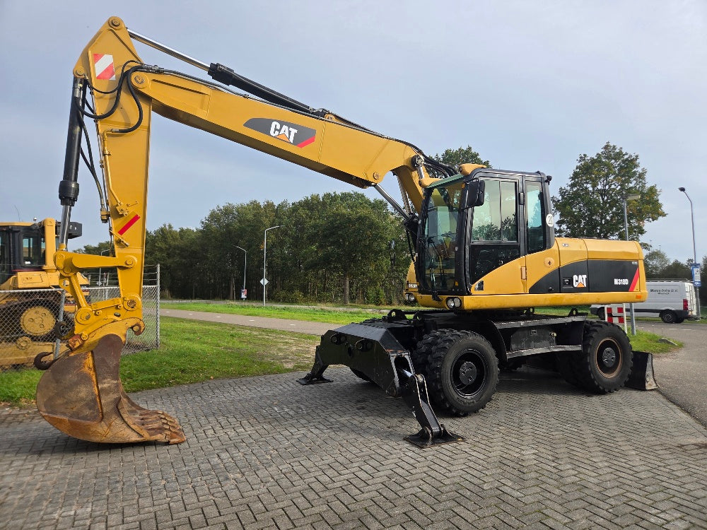 Caterpillar M318D