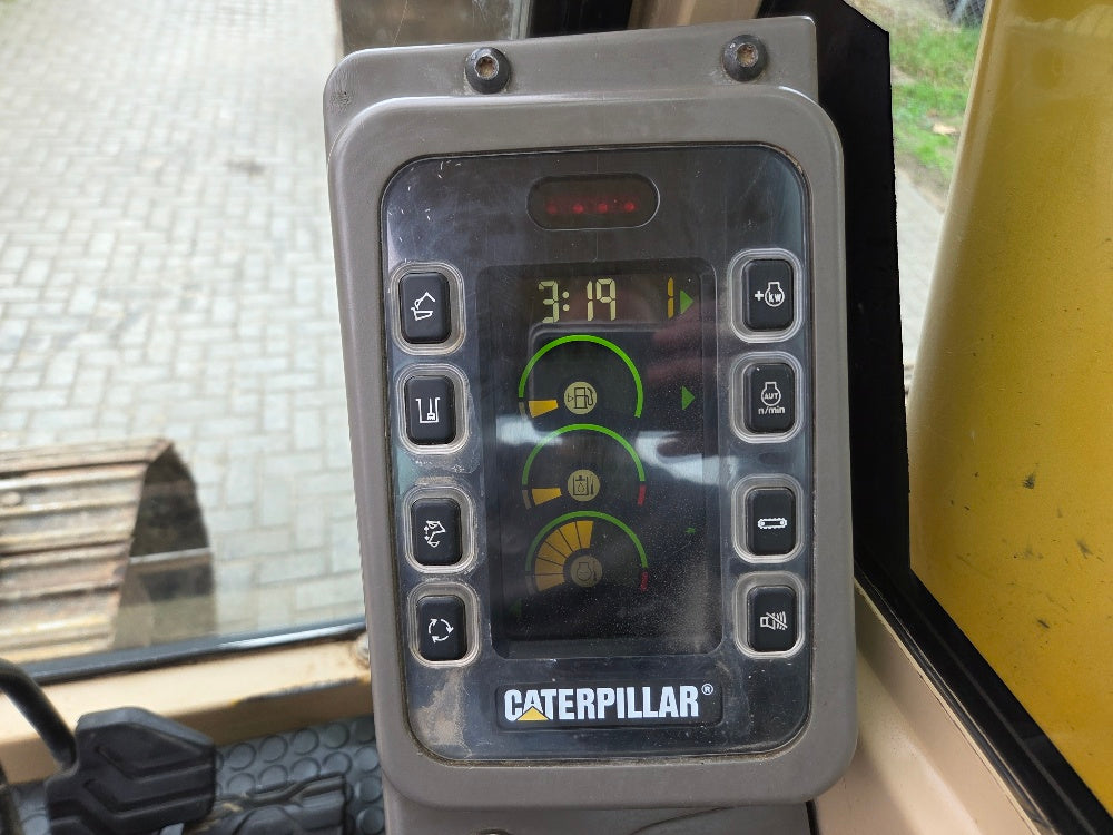 Caterpillar 320BL