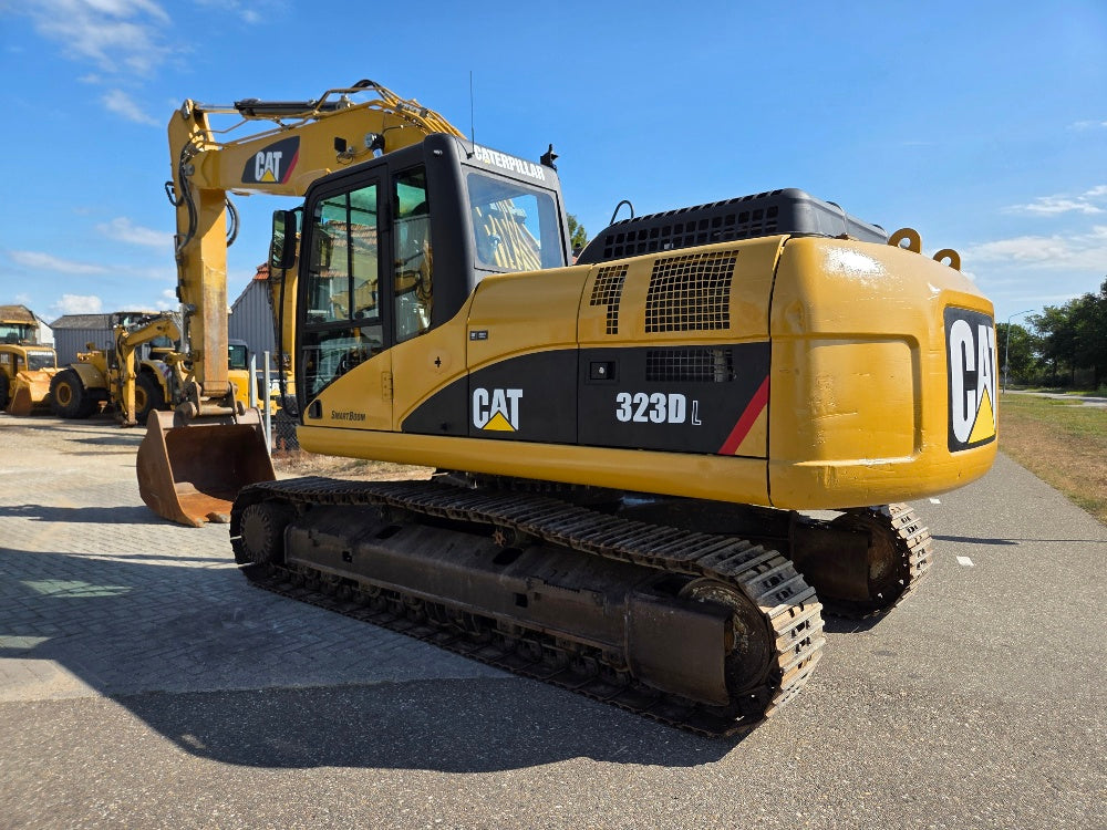 Caterpillar 323DL