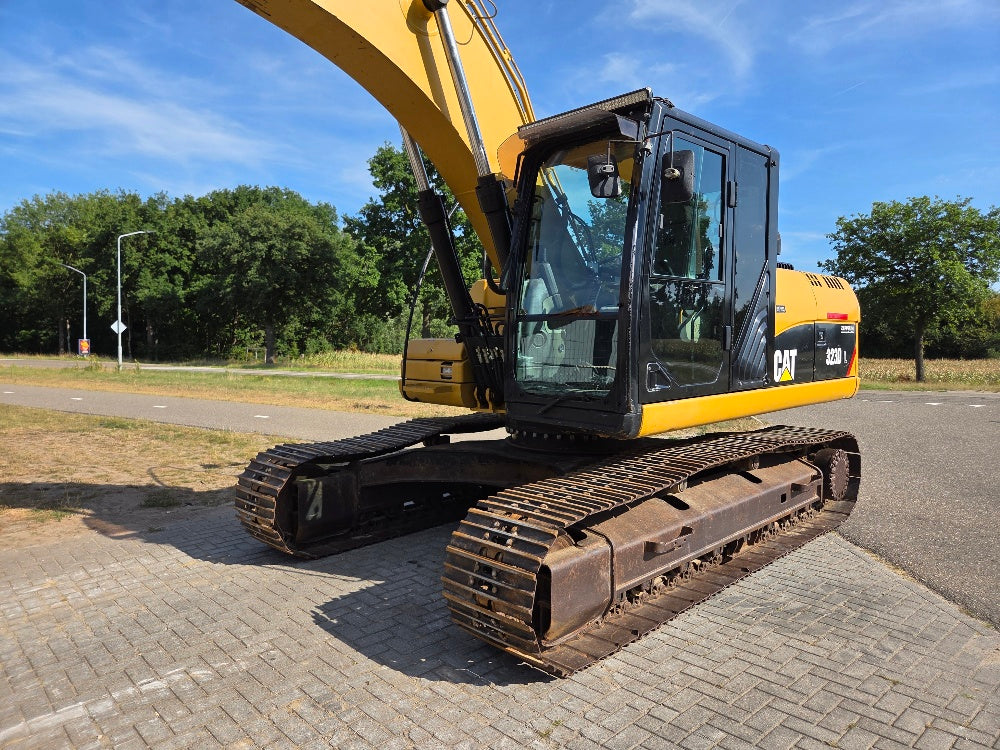Caterpillar 323DL