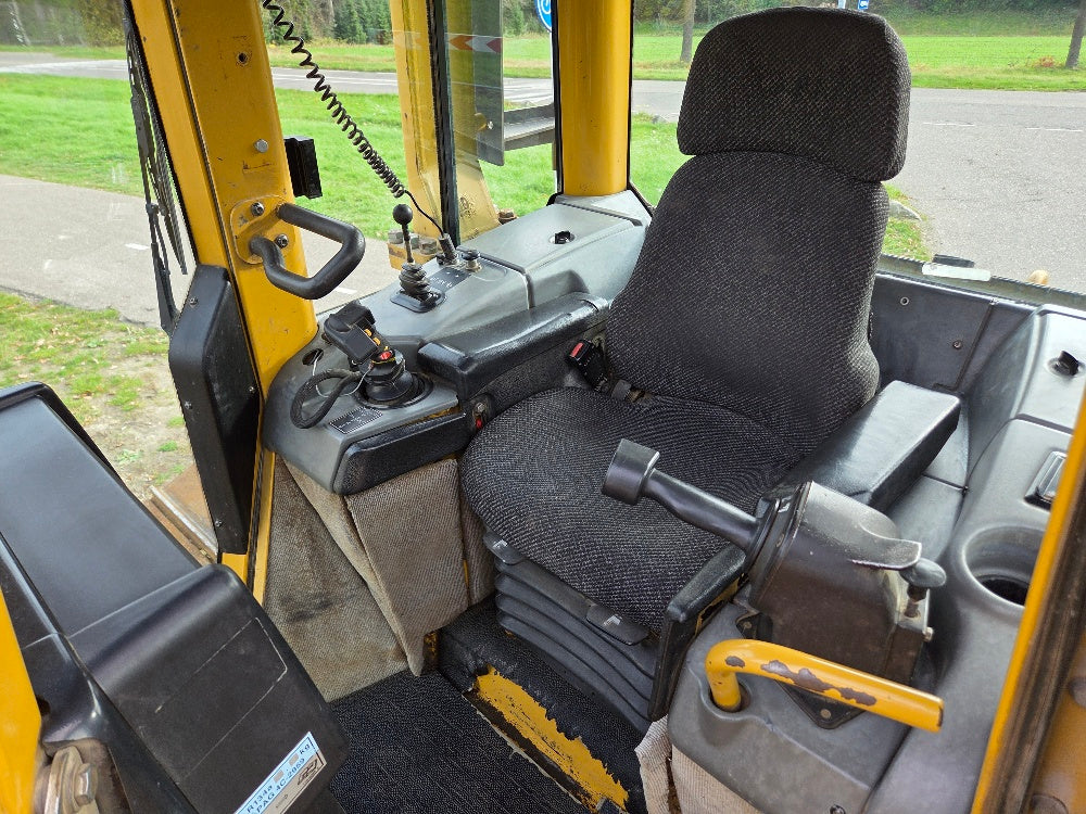 Caterpillar D6N LGP