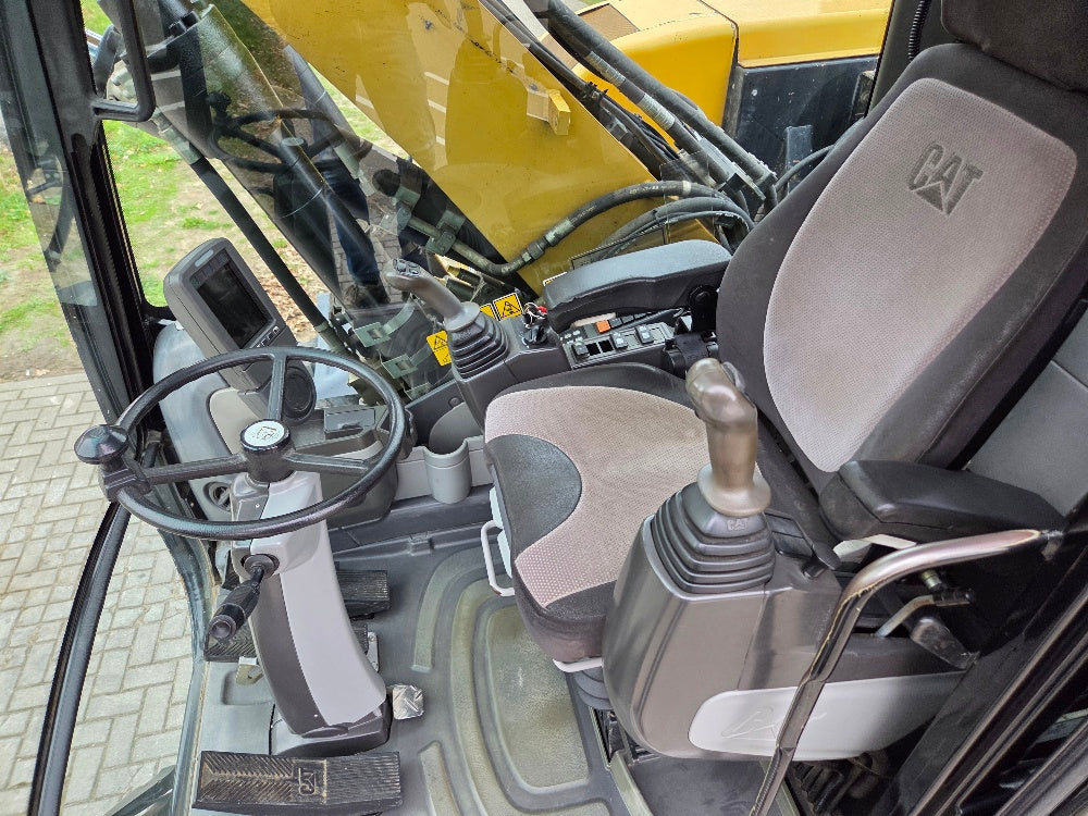 Caterpillar M313D