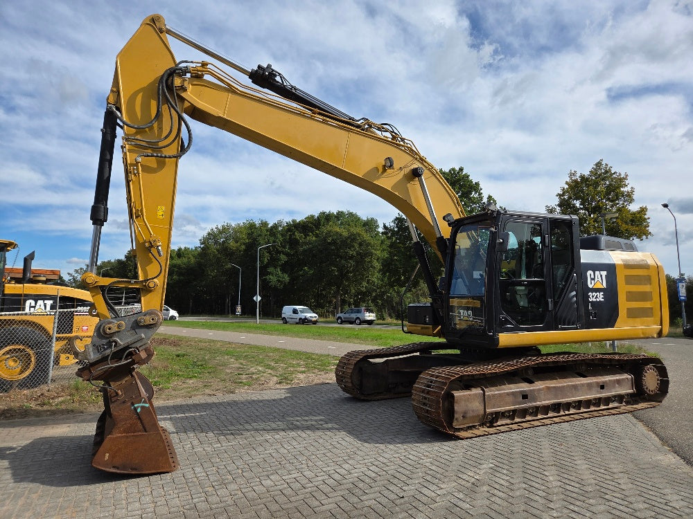 Caterpillar 323EL