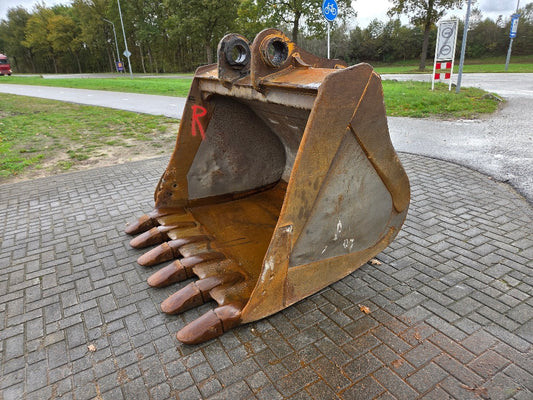 Excavator bucket
