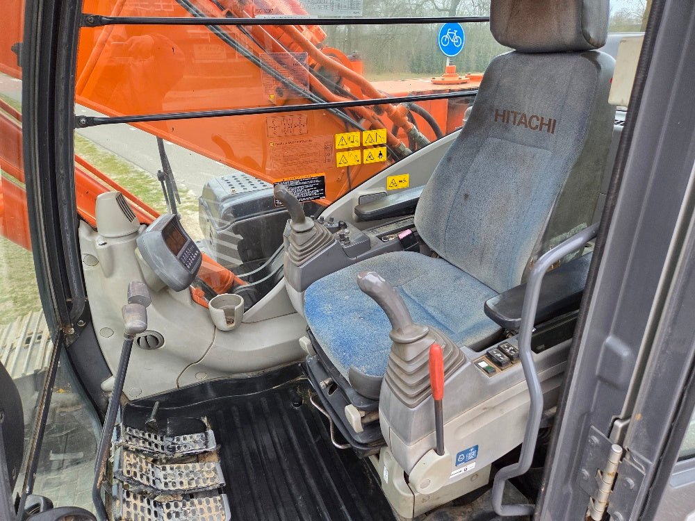 Hitachi ZX250LC